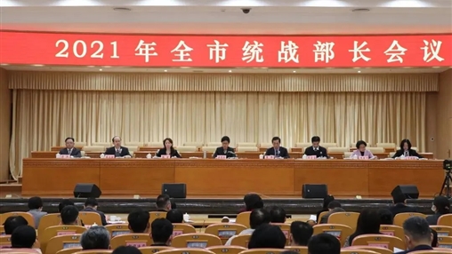 百裕集團(tuán)董事長(zhǎng)許曲煌榮獲“梧州市‘十三五’時(shí)期年輕一代優(yōu)秀民營(yíng)企業(yè)家”稱(chēng)號(hào)